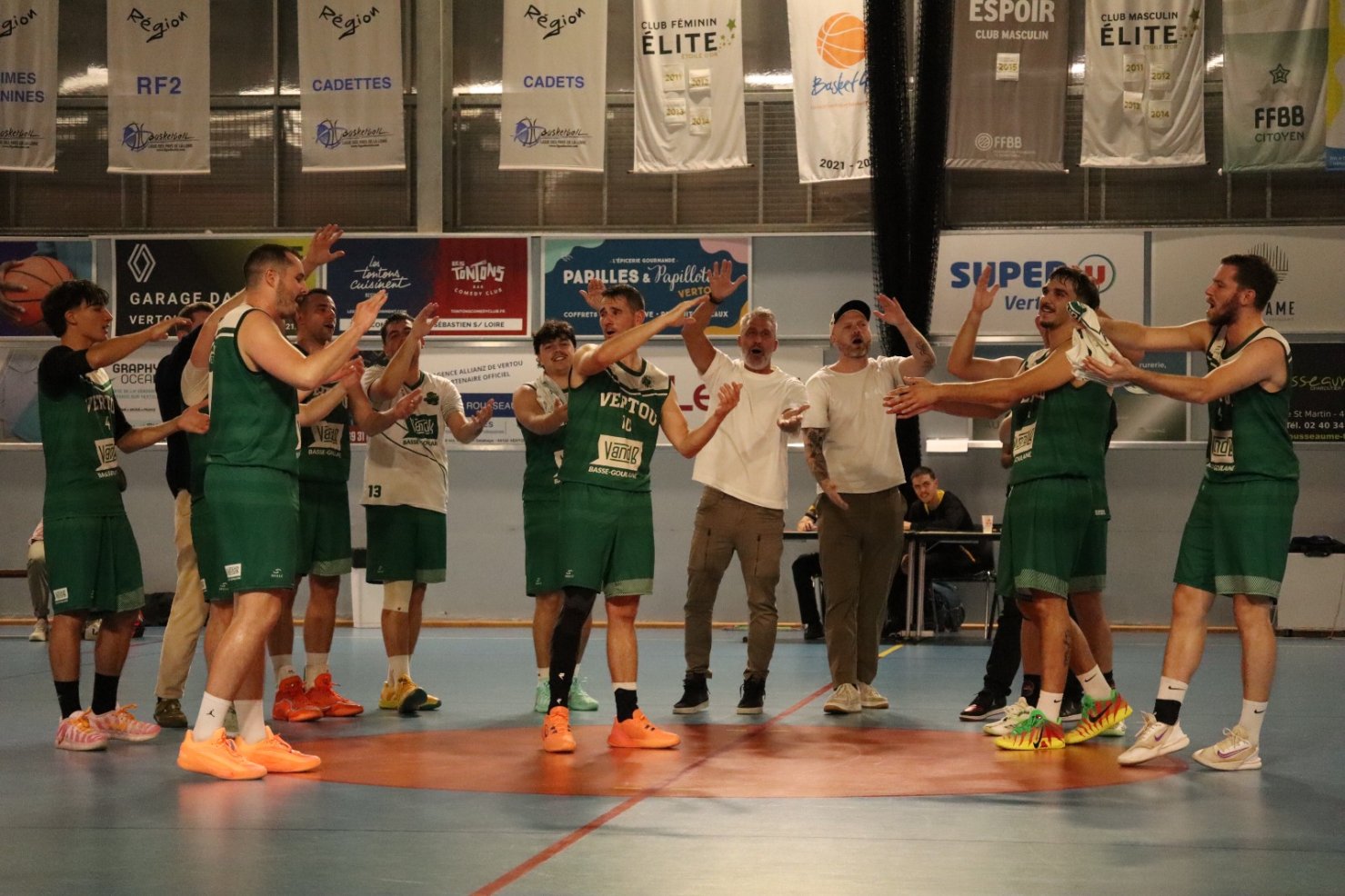 Victoire de nos RM2 contre AS Saint-Rogatien Nantes 2